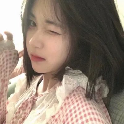 粉红色和铲子